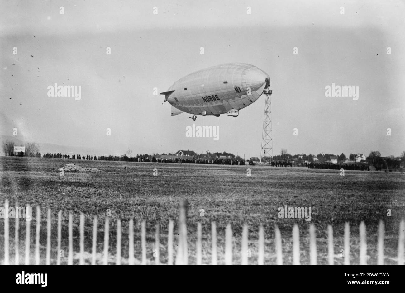 The North Pole airship at Oslo . The Airship  Norge  photographed at Oslo after her safe arrival from Pulham . 19 April 1926 Stock Photo