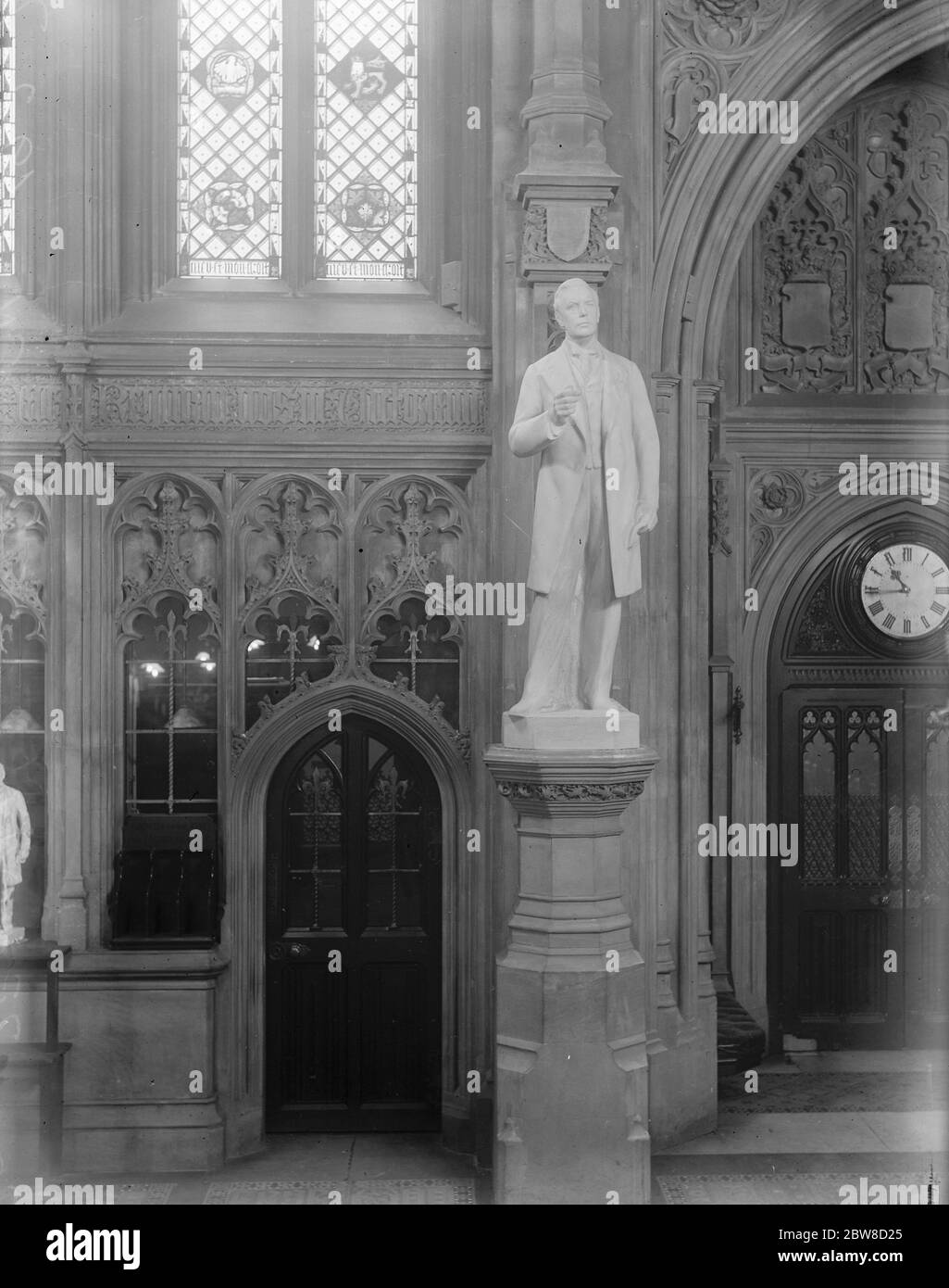 Statue of Joseph Chamberlain at the House of Commons . The statue of Joseph Chamberlain in the lobby of the House of Commons , where it was unveiled by Lord Balfour . 7 February 1927 Stock Photo