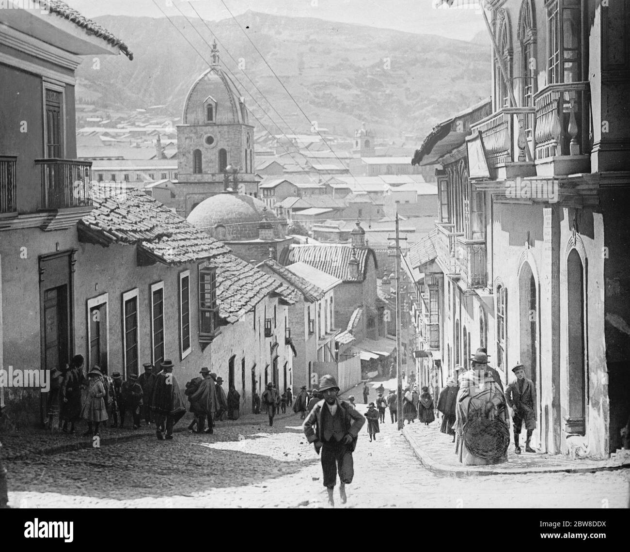 A general view of La Paz , Bolivia . 1 December 1928 Stock Photo