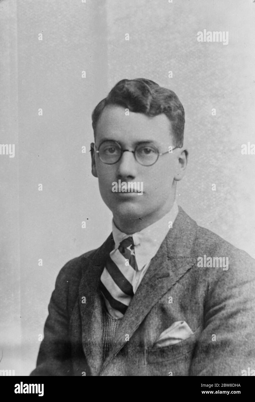 Mr malcolm macdonald hires stock photography and images Alamy