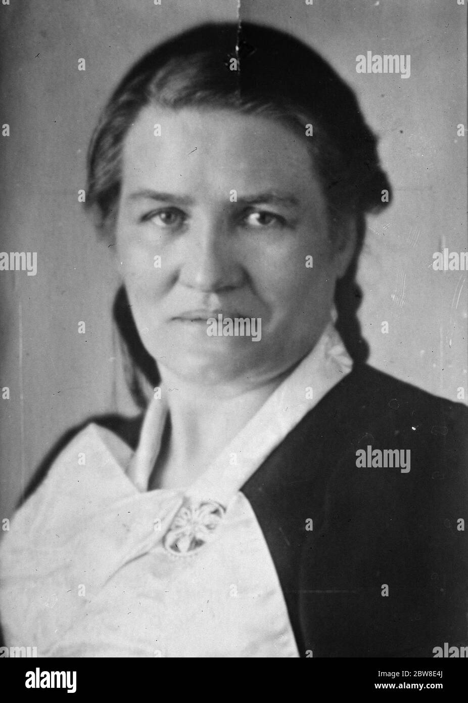 Authoress from the Arctic paying a visit to England . Kristin Sigfusdottir ( 1876 -1953 ) May 1929 . Stock Photo