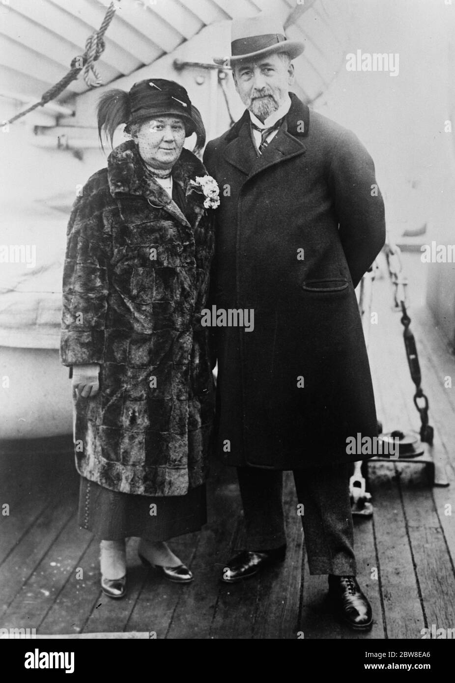 Sir George and Lady Perley ( former High Commissioner for Canada ) . 1930 Stock Photo