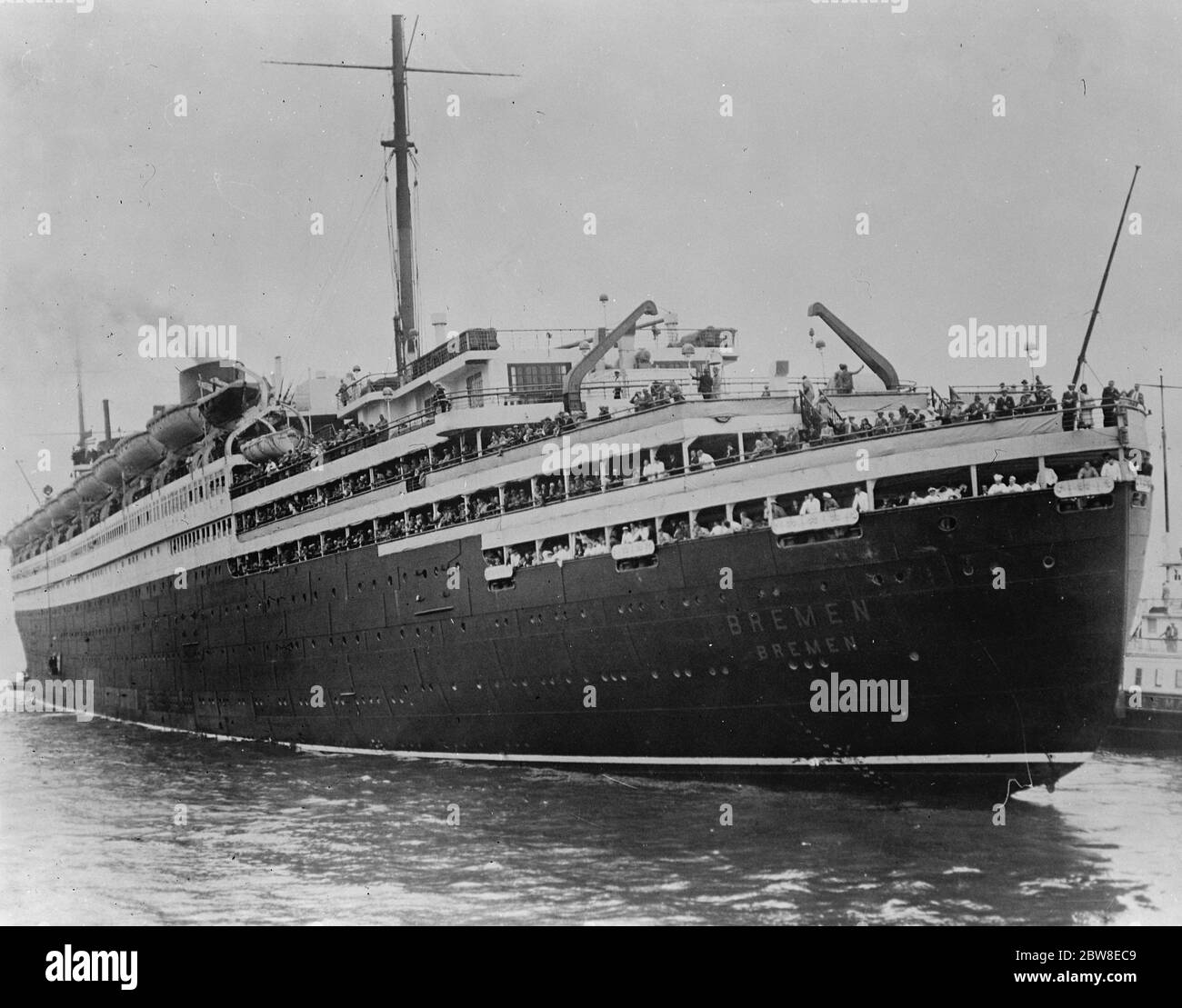 Ocean liner 1920s hi-res stock photography and images - Alamy