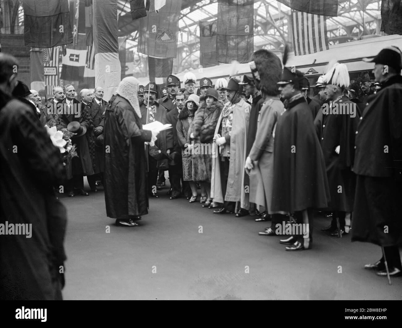 Afghan King and Queen arrive in England . The King and Queen of Afghanistan receiving an address of welcome at Dover . 13 March 1928 Stock Photo