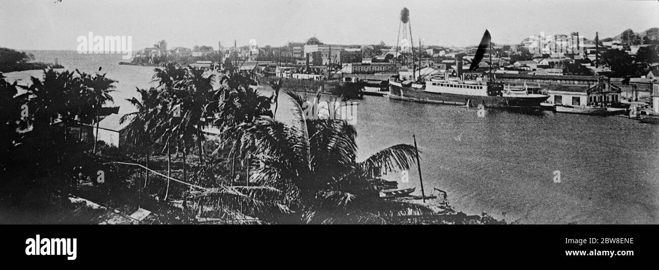 150 Mile an hour hurricane in Santo Domingo . A General view of Santo Domingo in the Dominican Republic , showing Harbour . 5 September 1930 Stock Photo