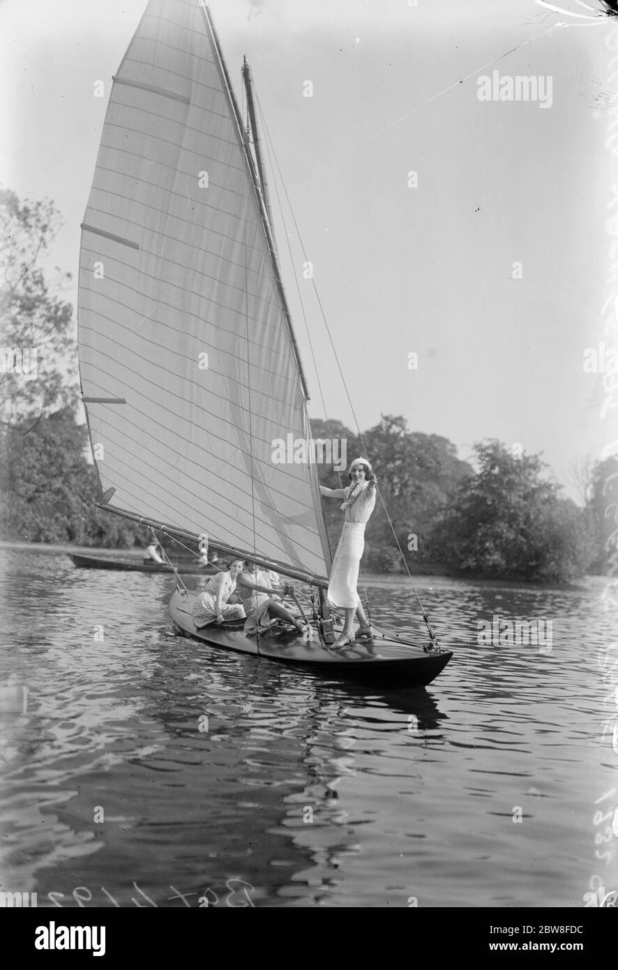 Sailing thrills in the Heart of London . Small sailing yachts have just been installed to add to the pleasures of Londoners on the lake , with its picturesque surroundings , in Regents Park . One of the yachts heeling over in a delightfully welcome breeze during the wave . 18 August 1932 Stock Photo