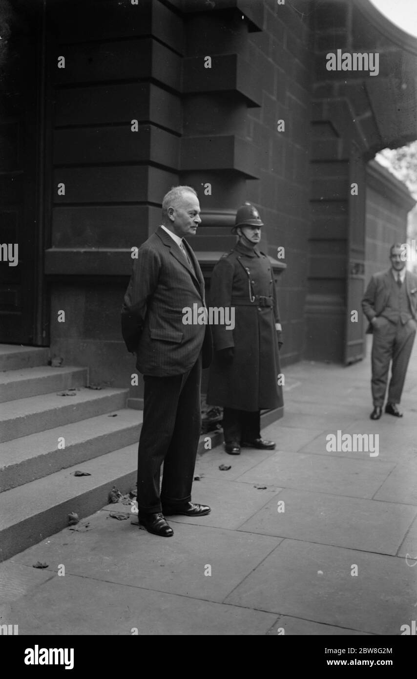 Viscount Byng , the new Commissioner of Police , photographed on the steps of Scotland Yard . 8 November 1928 Stock Photo
