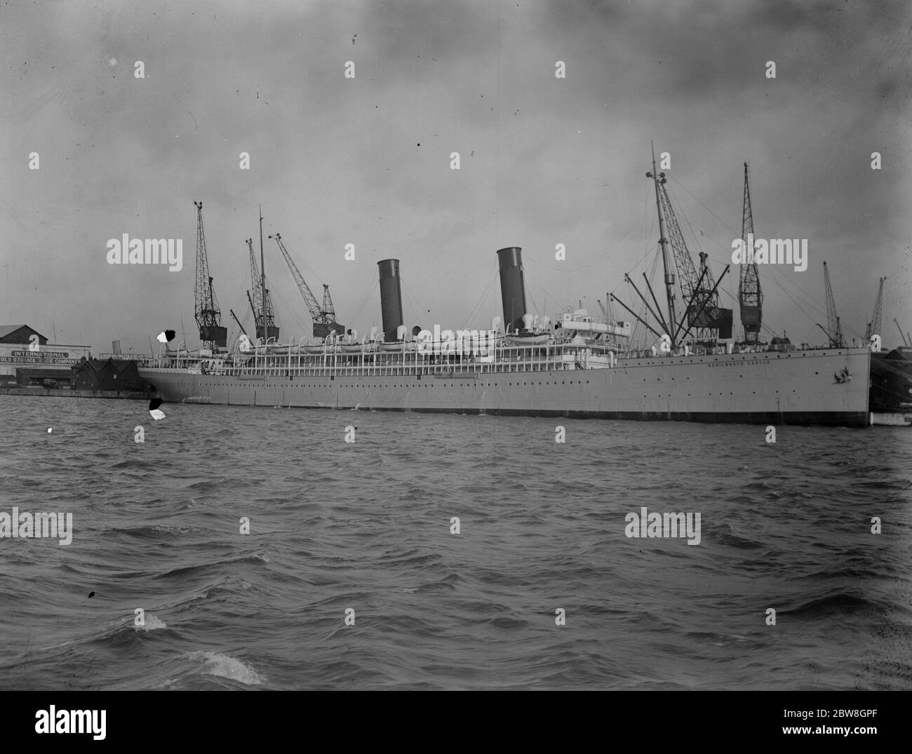 Ocean liners 1930 hi-res stock photography and images - Alamy