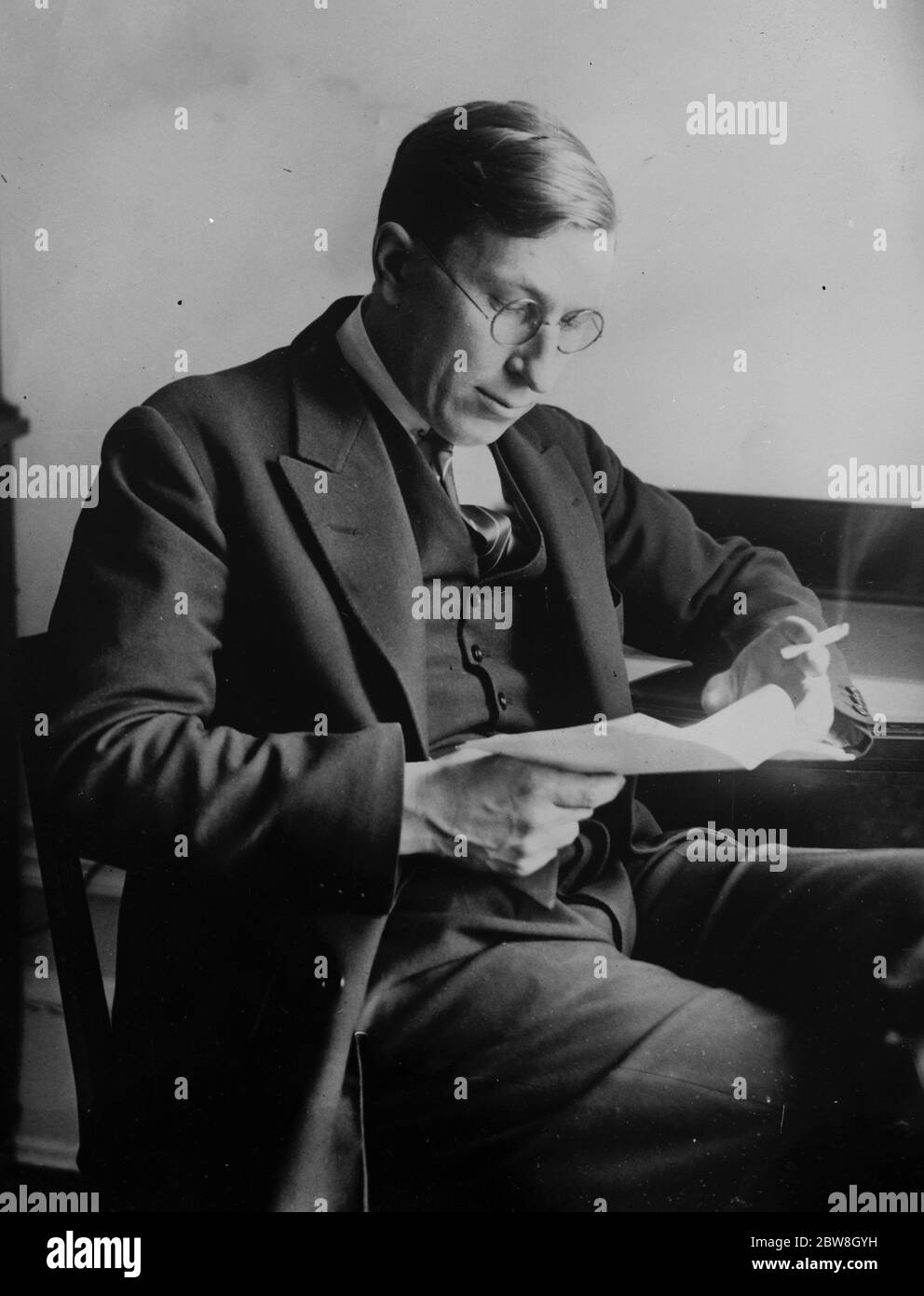 Dr Frederick Grant Banting Discoverer of Insulin , upon his arrival in New York . 1 December 1933 Stock Photo