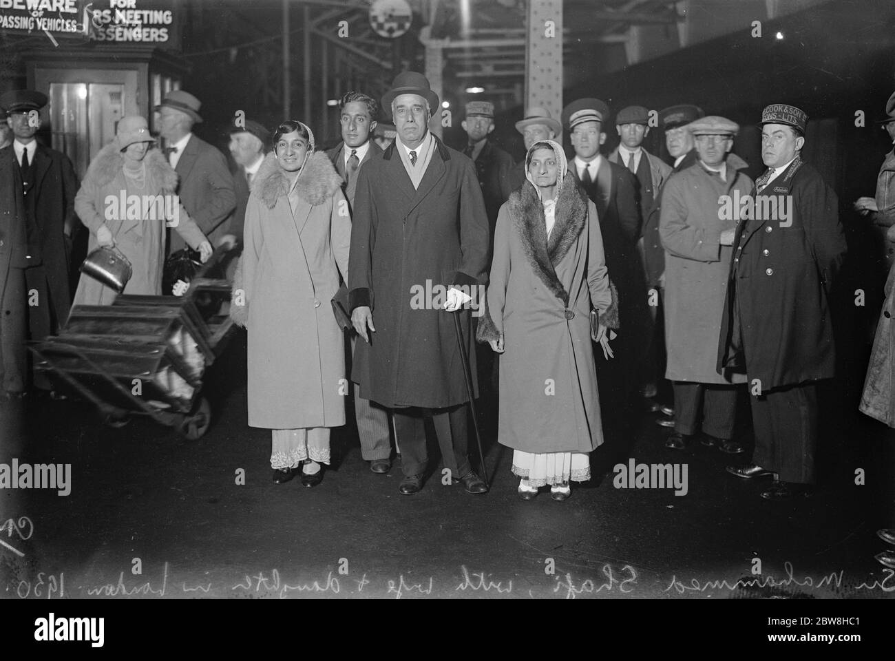 Prominent Indian politician arriving in London . Sir Mahammed , his wife and daughter Shafi . 23 September 1930 Stock Photo