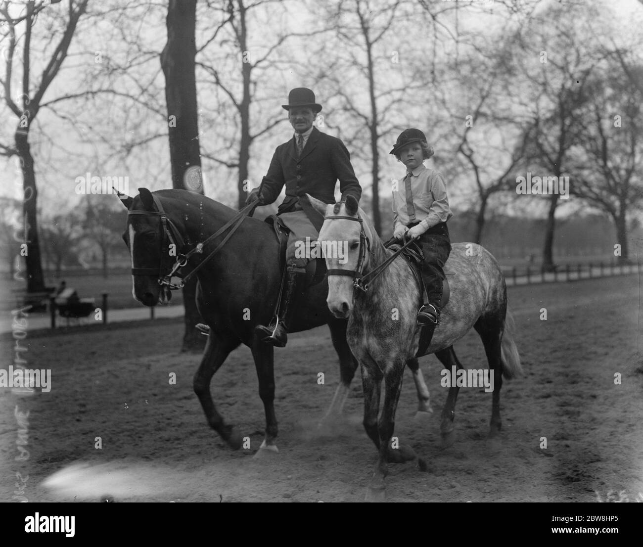 Miss Anne Mallory , taking a riding lesson in Rotten Row , Hyde Park . 25 April 1932 Stock Photo