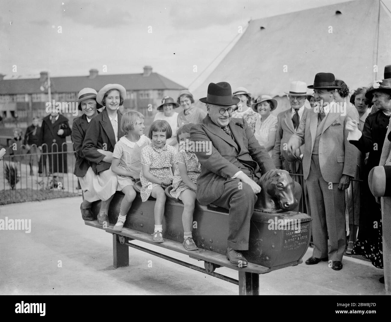 Sir Kingsley Wood opens Erith playground . 1937 Stock Photo
