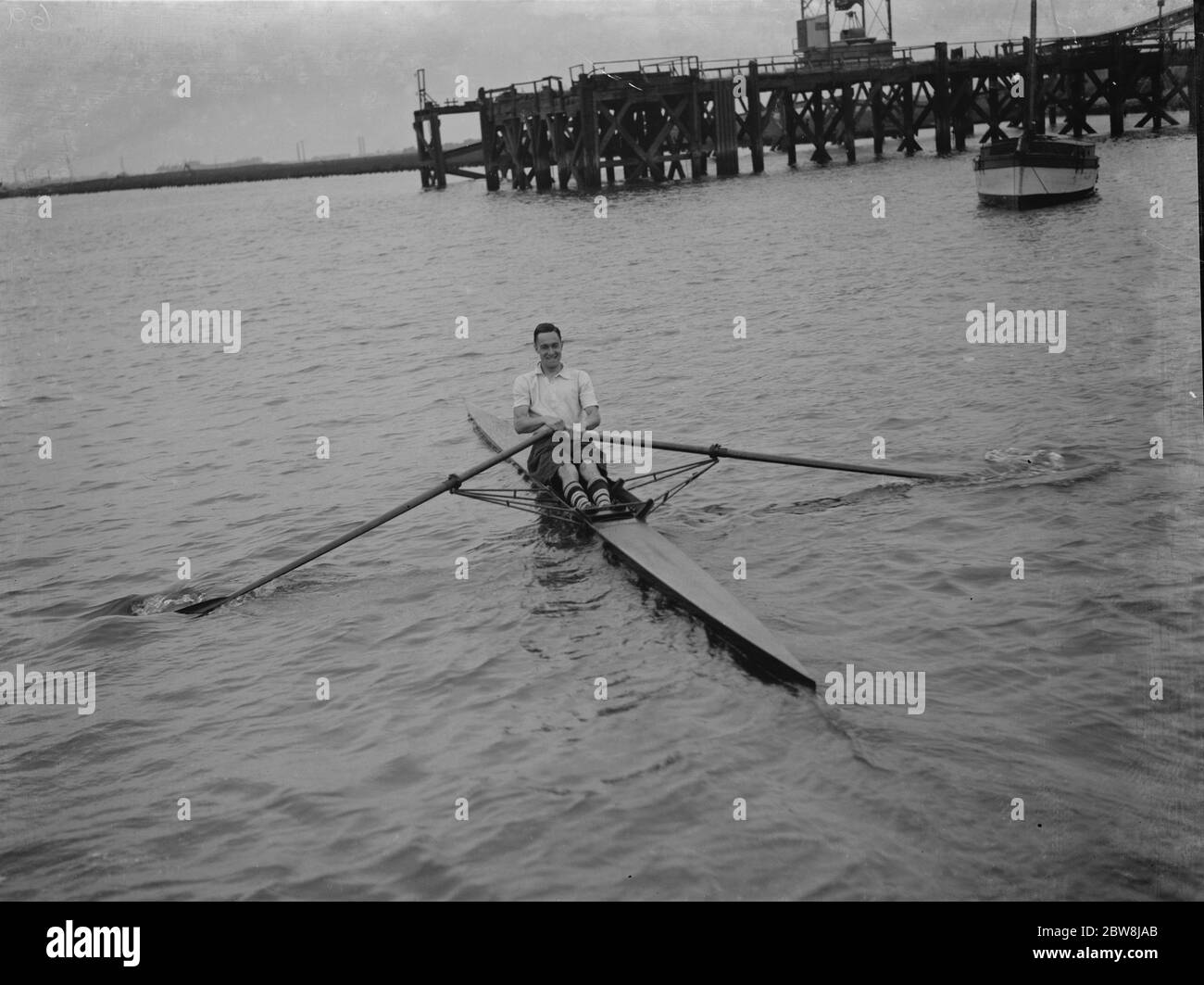 Frank Clarke MP and sons , sculling . 30 July 1937 Stock Photo