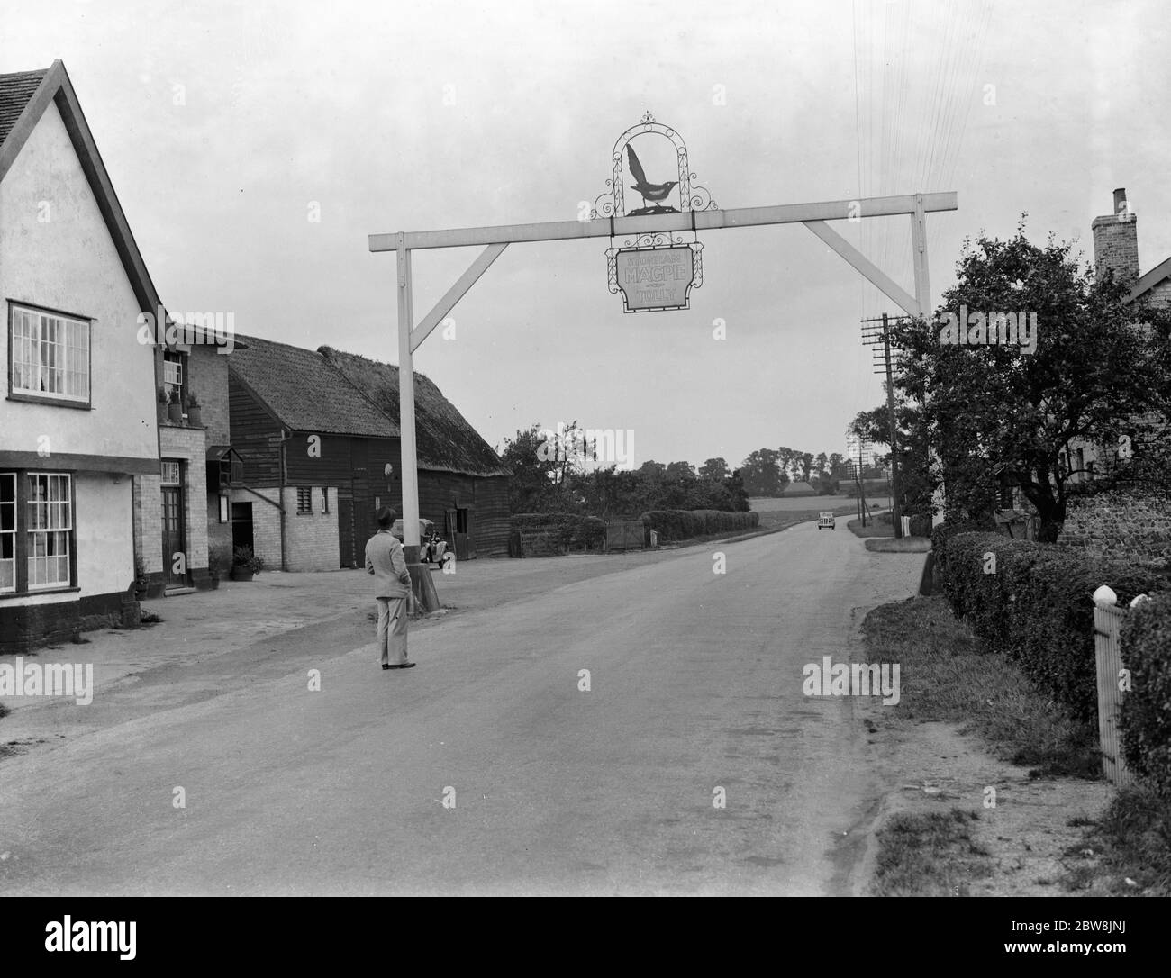 Gallows sign , Magpie Inn , Stonham , Suffolk . 1937 Stock Photo