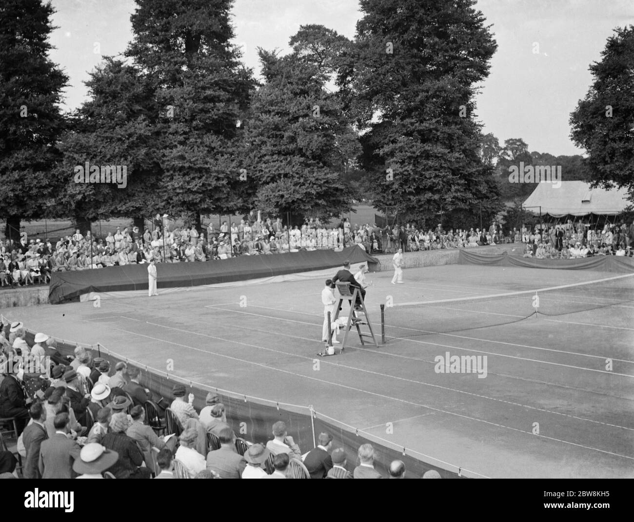 Miller hospital tennis exhibition , Eltham . 1937 Stock Photo