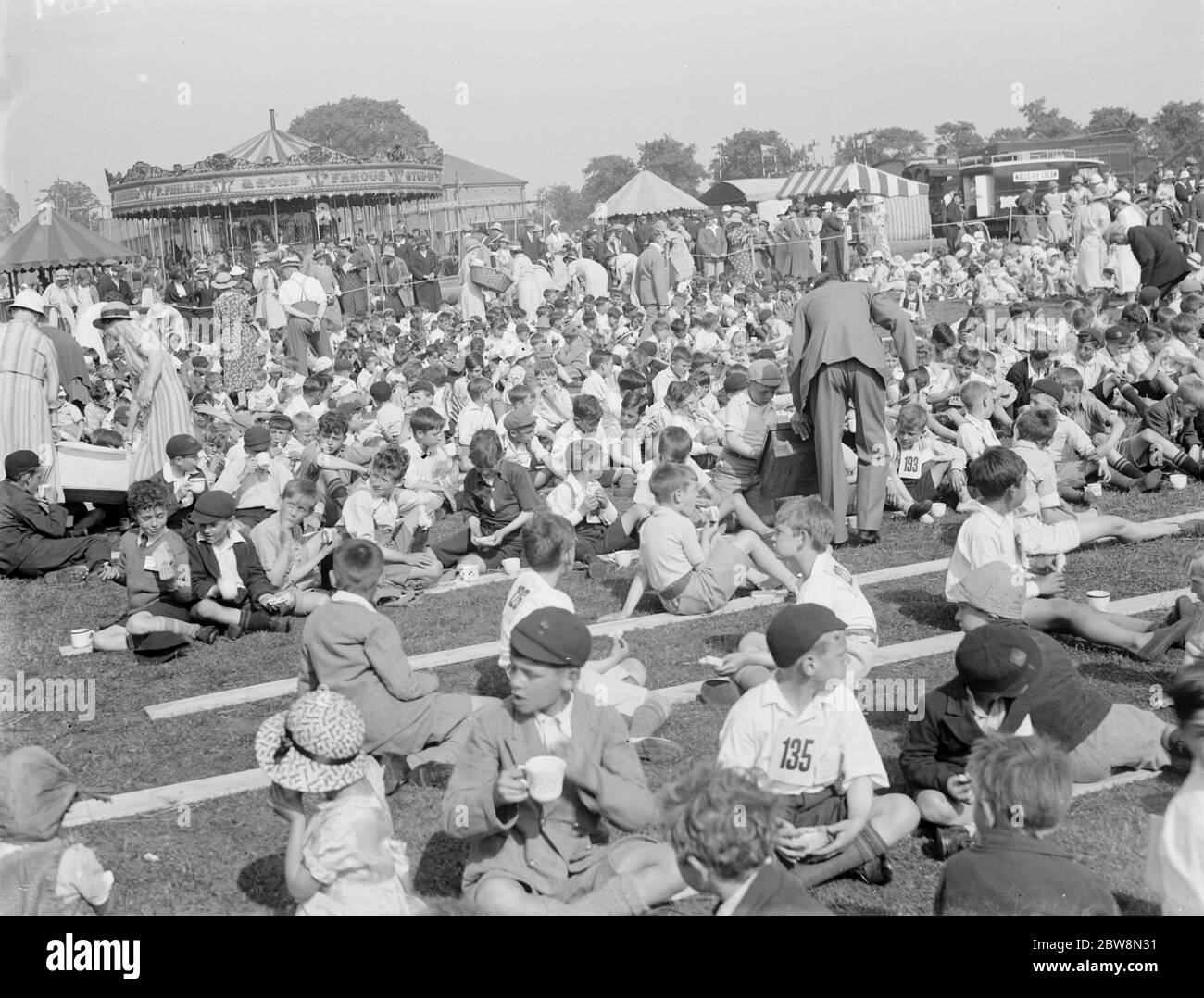 Swanscombe children ' s tea party . 1935 Stock Photo