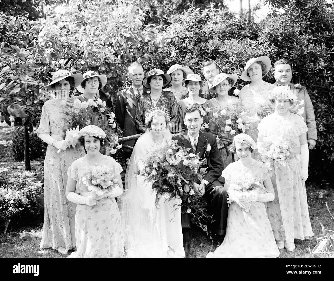 The wedding of the Griffins in Swanley . The wedding group . 1936 Stock