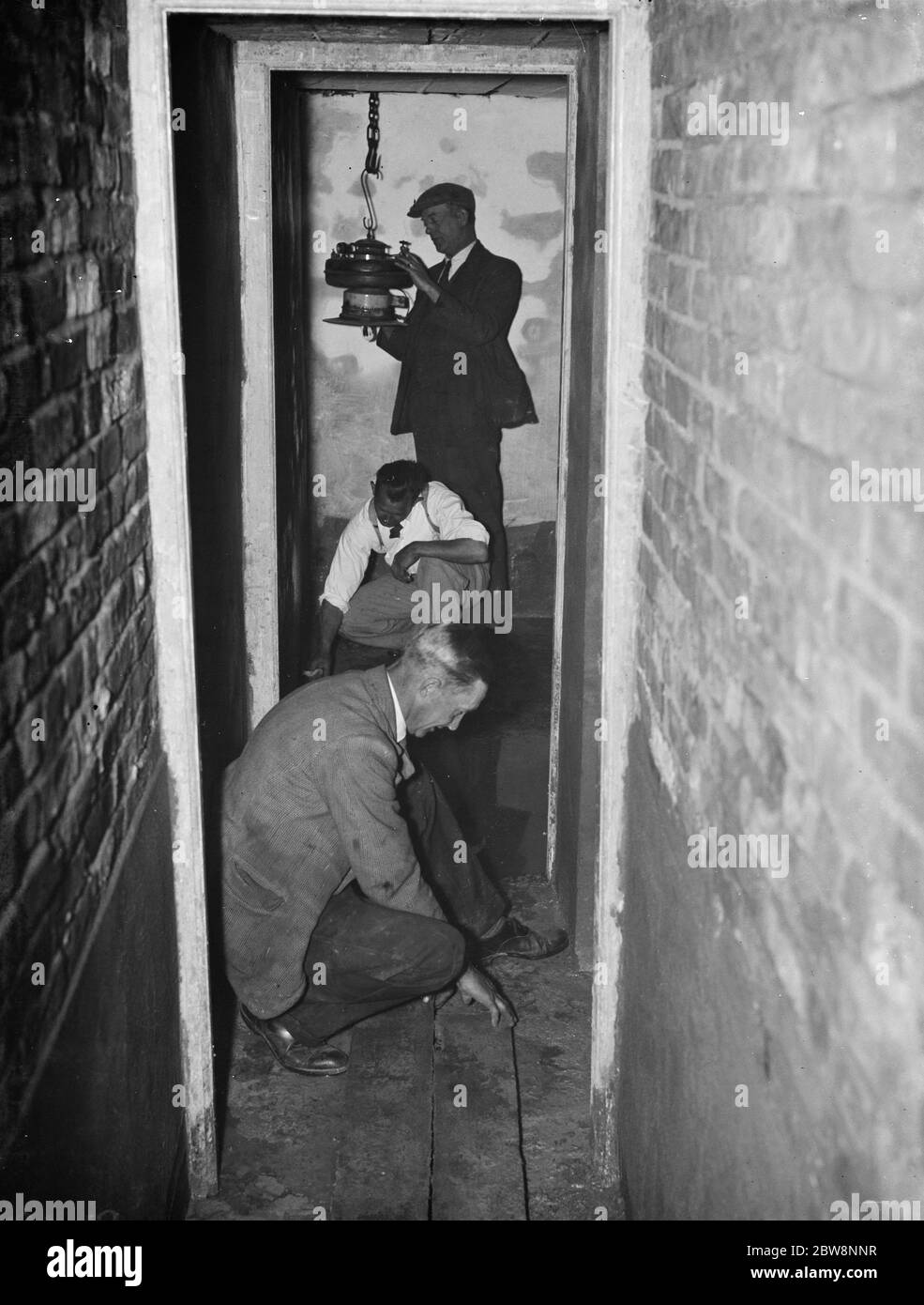 The interior of an air raid shelter on Cambridge Road , in Sidcup . 1938 Stock Photo