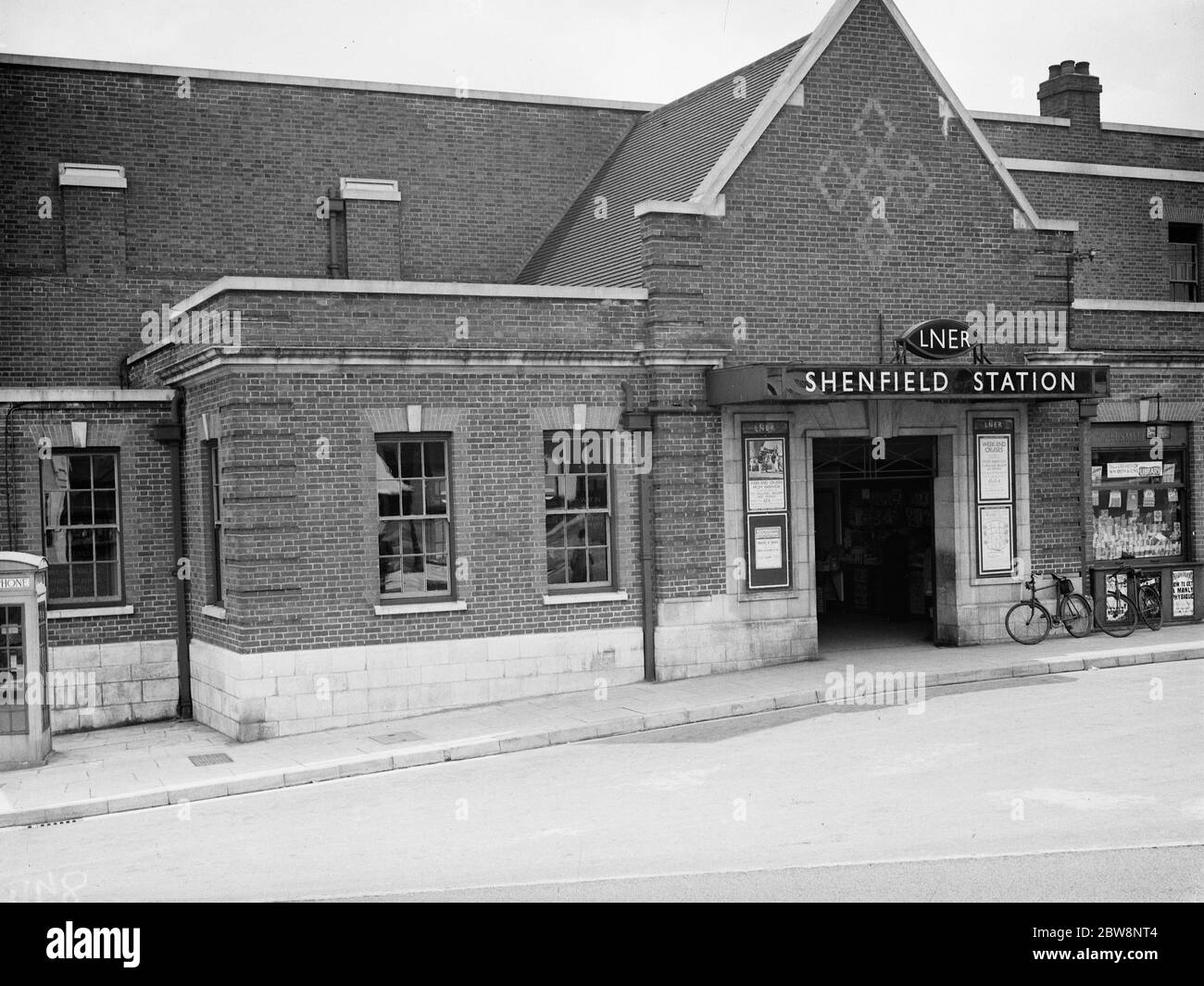 Shenfield station hires stock photography and images Alamy
