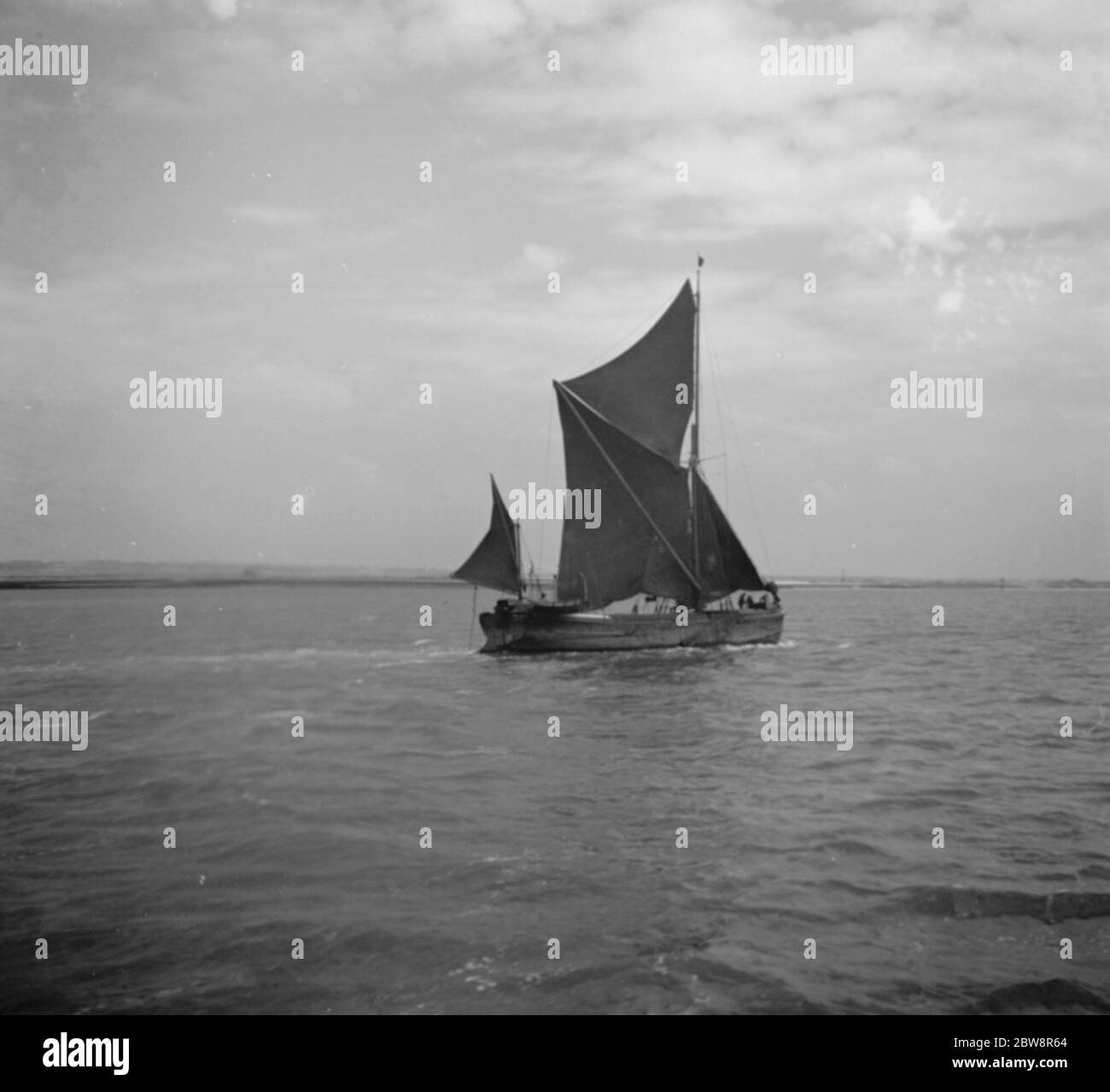 Historic sailing barge hi-res stock photography and images - Alamy