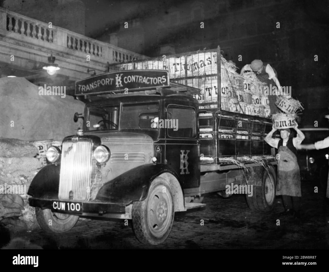 Bedford truck delivering to Covent Garden . 1936 . Stock Photo