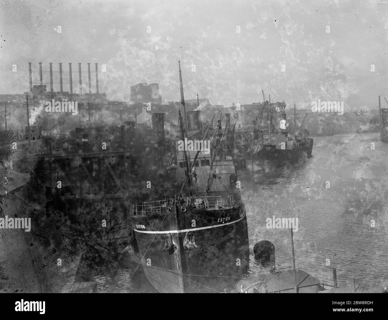 Tramp steamer hires stock photography and images Alamy