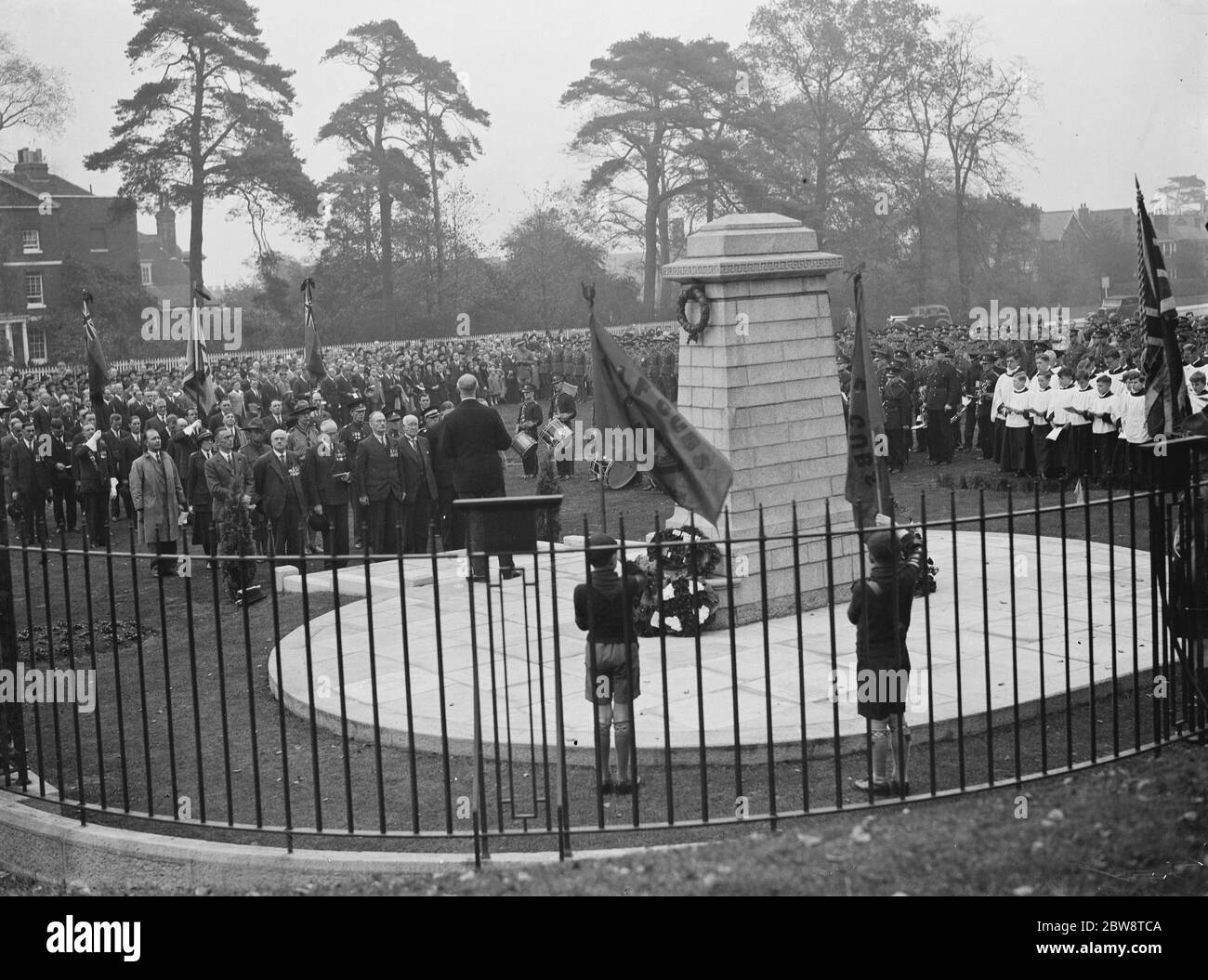 Armistice memorial service in Sidcup, Kent . 6 November 1938 Stock Photo