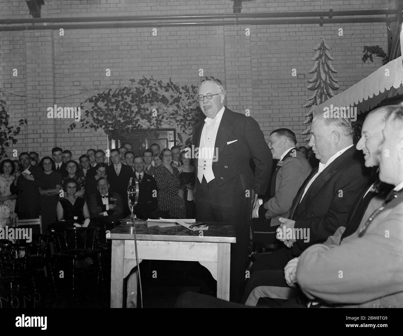 Sir Kingsley Wood opens territorial drill hall in Eltham , London . 1938 Stock Photo