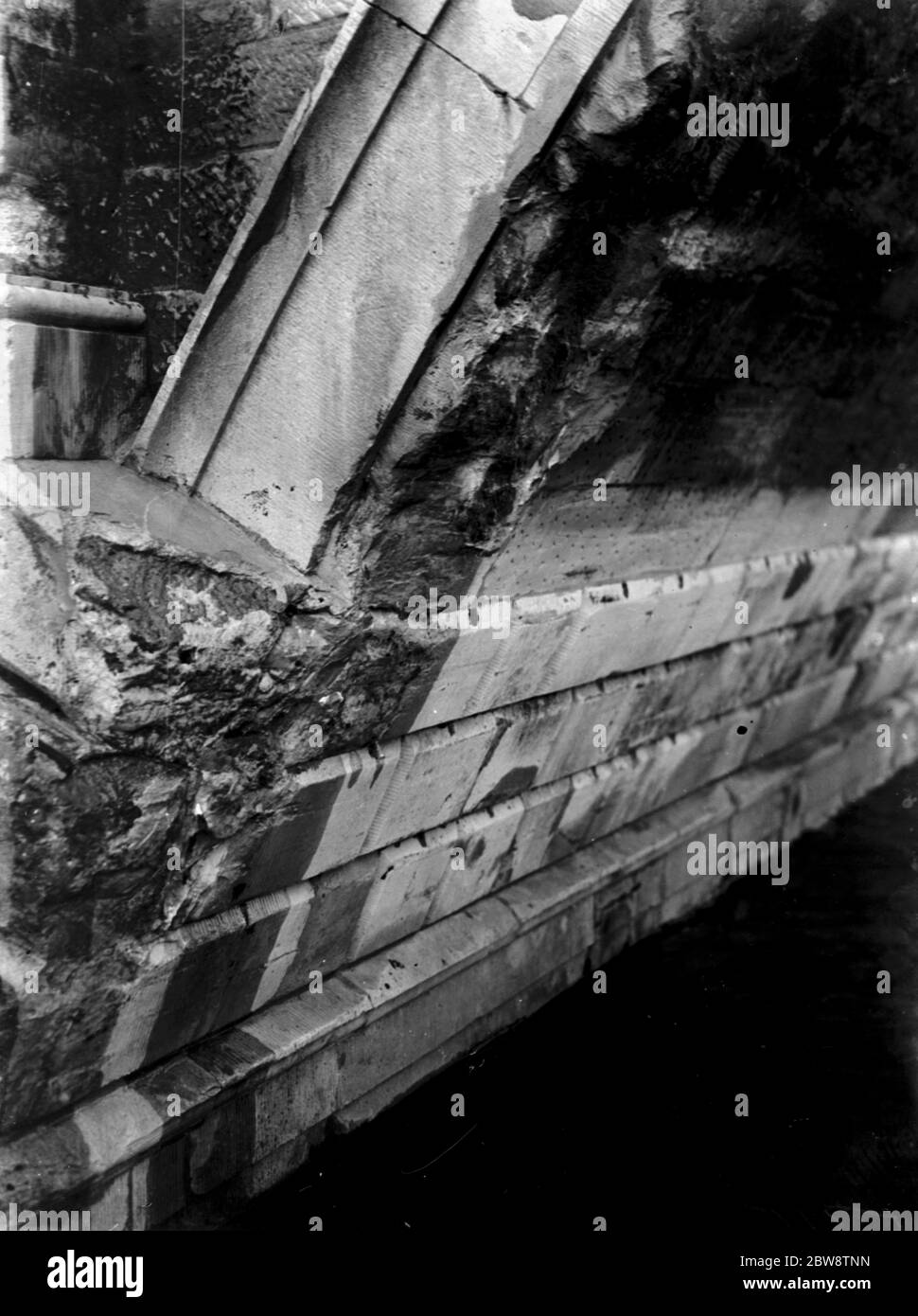 Association of Master Lightermen and Barge Owners have placed an applications for the repair of Richmond Bridge on the river Thames in London . Photos shows the damaged foundation piers of Richmond Bridge . 26 October 1936 Stock Photo