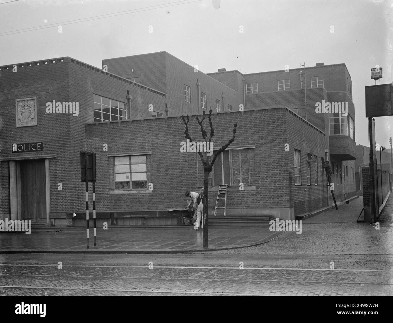 A modern police station on Wellhall Road , Eltham , London . 1938 Stock