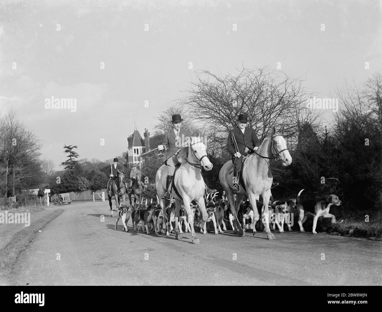 Royal Artillery Draghunt at Chislehurst , Kent . 1937 Stock Photo Alamy