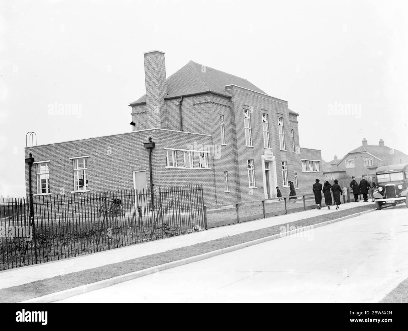 An exterior view of the new Blackfen Library on Cedar Avenue in Blackfen , London . 1937 Stock Photo