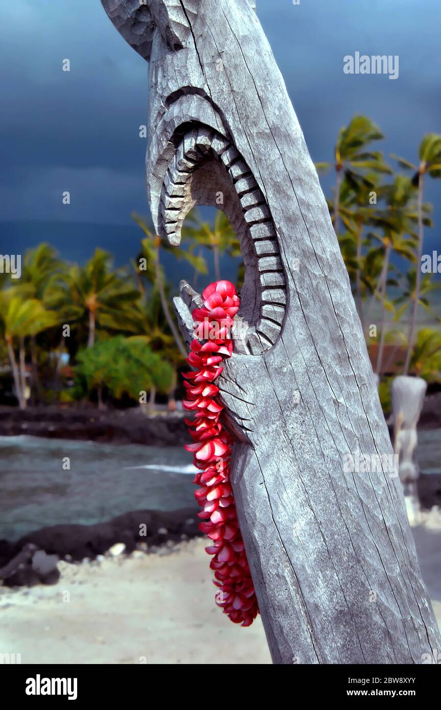 Hawaiian Tiki High Resolution Stock Photography and Images - Alamy