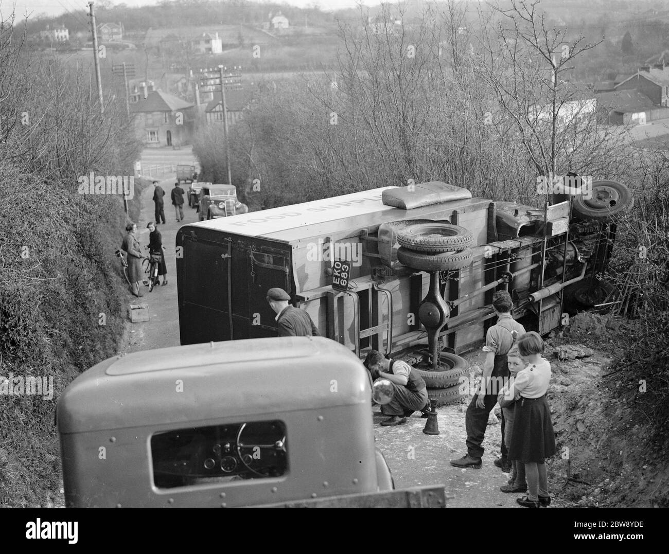 Lorry crash in Chelsfield Hill in Pratts Bottom . 1939 Stock Photo Alamy
