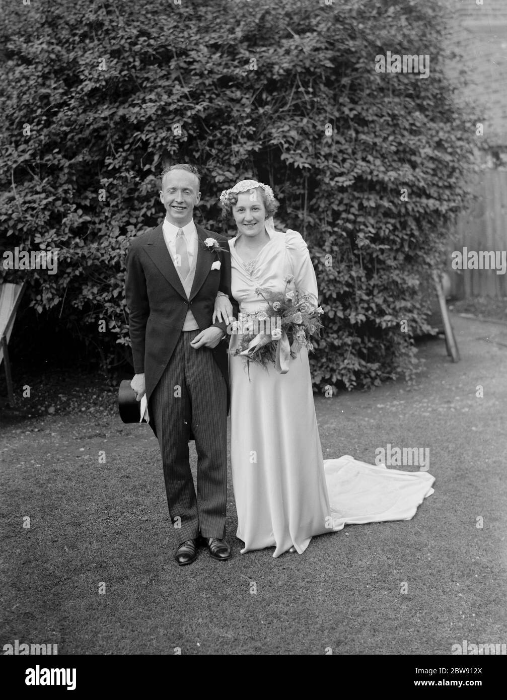 The wedding of Smith and Turnbull . The bride and groom . 19 June 1937 Stock Photo