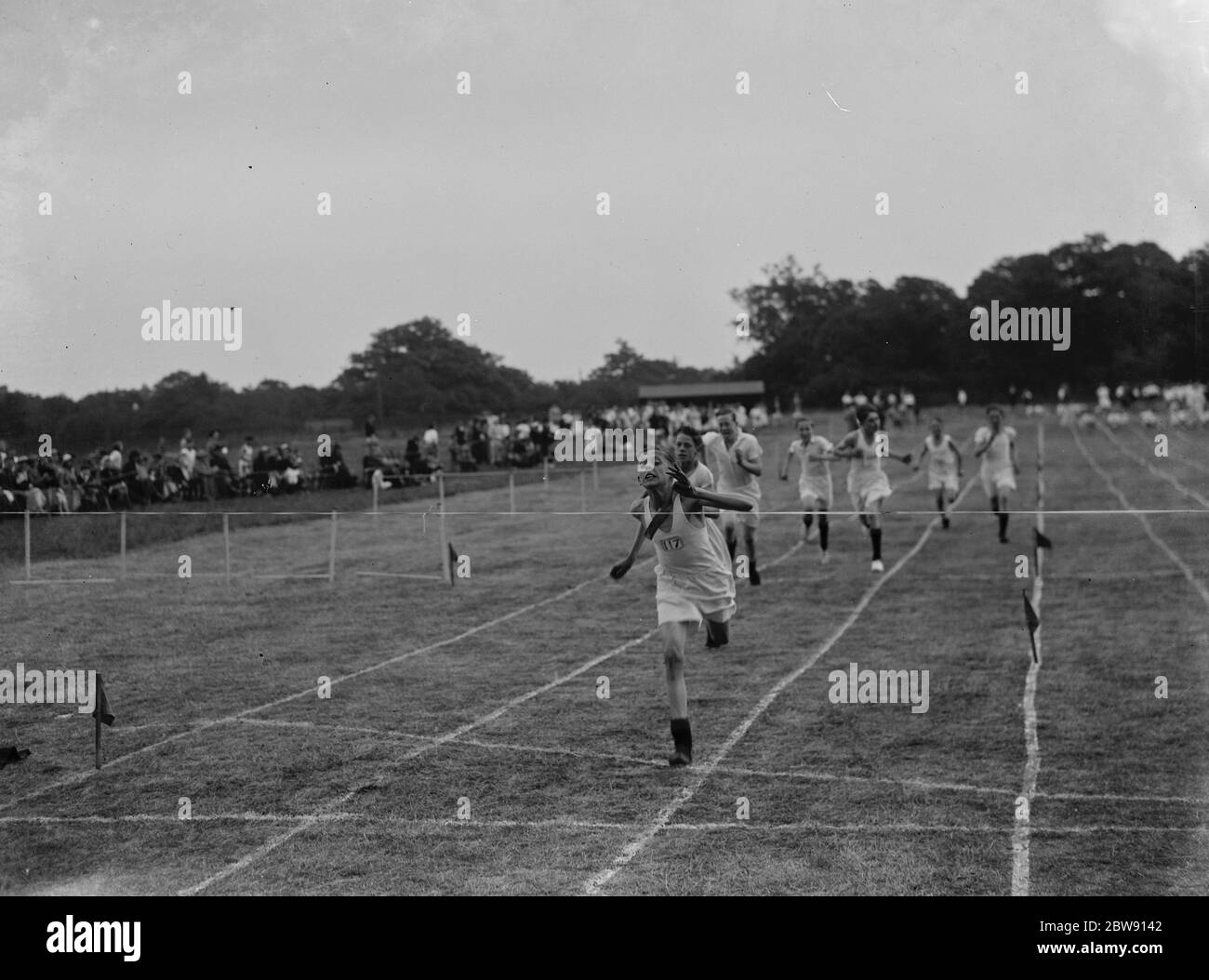 Sports day at Eltham Central School in London . Sprinting down the straight . 16 June 1937 Stock Photo