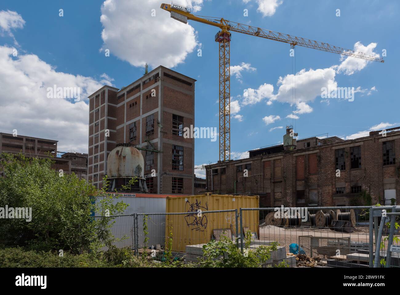 Image showcasing Are Old Houses Worth Renovating for Business? - Maden.co