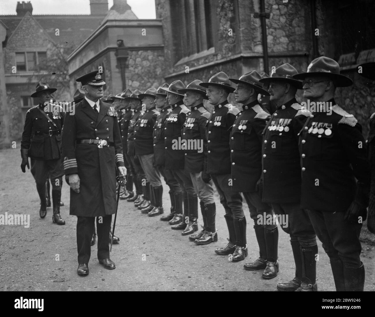 Captain E Unwin , inspecting the Legion of Frontiersmen at the service in Eltham to remember those who fought at Gallipoli during the First World War . 1938 Stock Photo