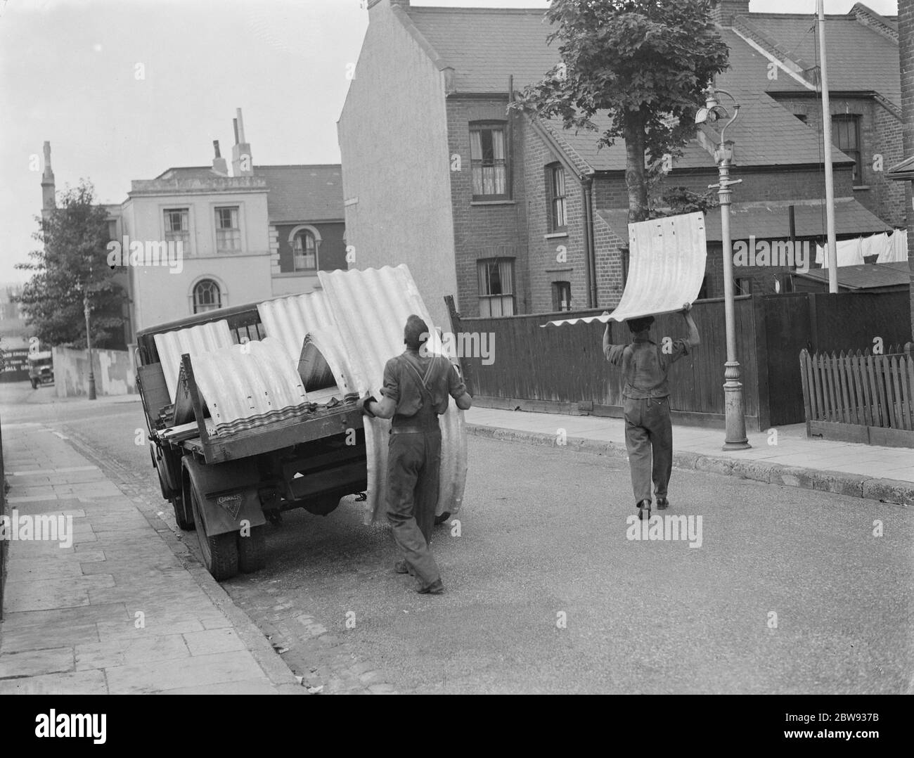 Air raid shelters being delivered to Gravesend , Kent . 1939 Stock Photo