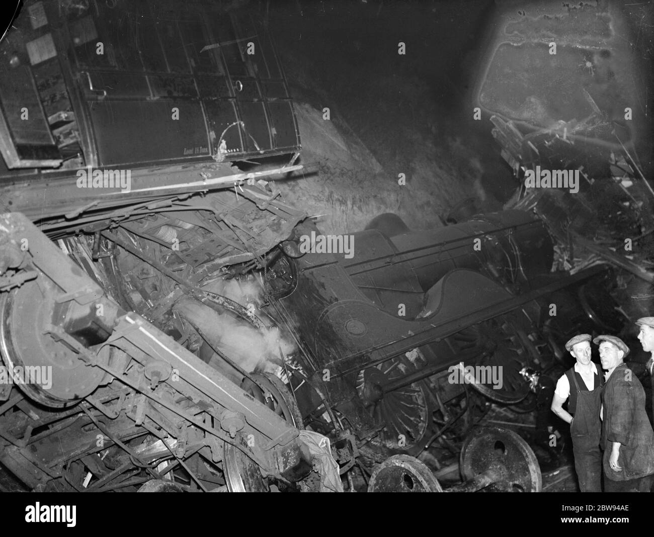 27 people injured hires stock photography and images Alamy