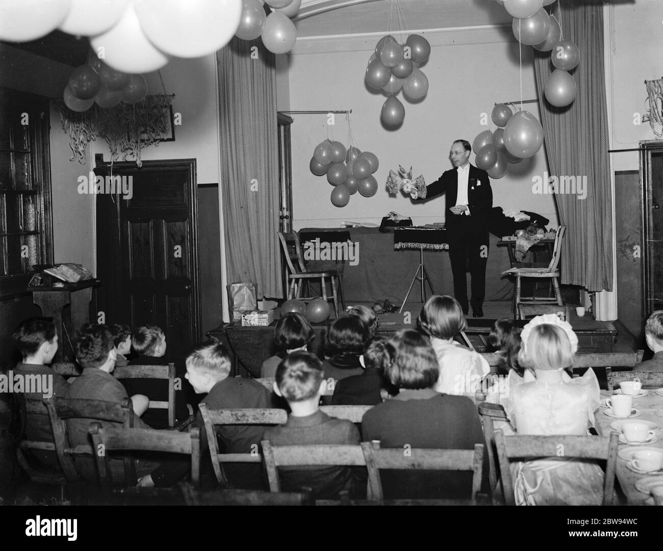 Entertainment at the Conservative Party meeting in Lamorbey , Kent . 1937 Stock Photo