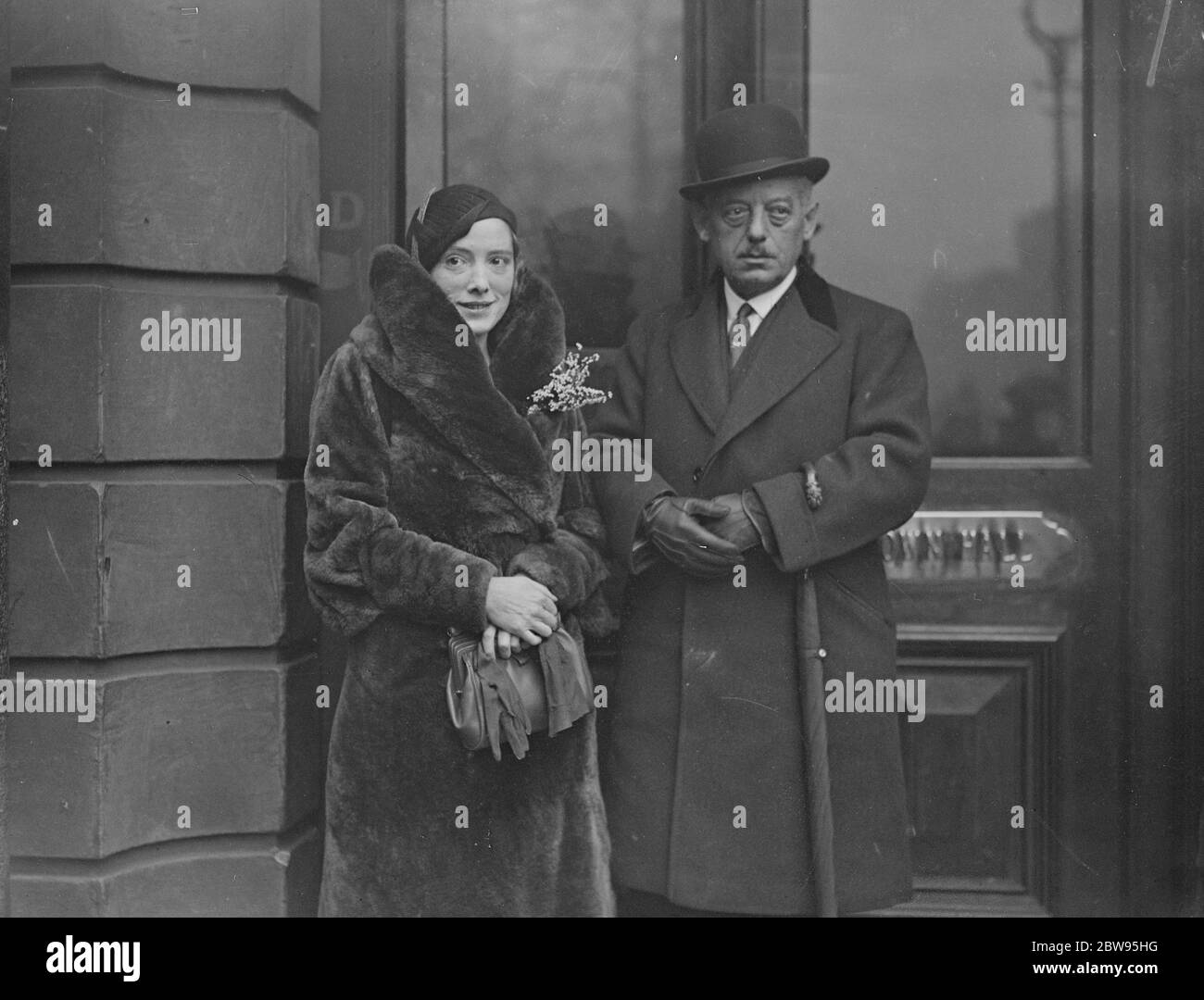 London art collector marries ballet dancer at St Pancras register office . The marriage of Mr Henry Hirsch the well known London art collector and member of the Stock exchange , to Miss Helen Mary Sykes , daughter of the late Mr Charles Craven Sykes a Huddersfield Woollen Mills owner , and a former member of Pavlova ' s Russian ballet company , took place at St Pancras Register Office , London , she was known on the stage as Saxova . The bride and groom leaving the St Pancras Register Office , London after the ceremony . 16 November 1932 Stock Photo