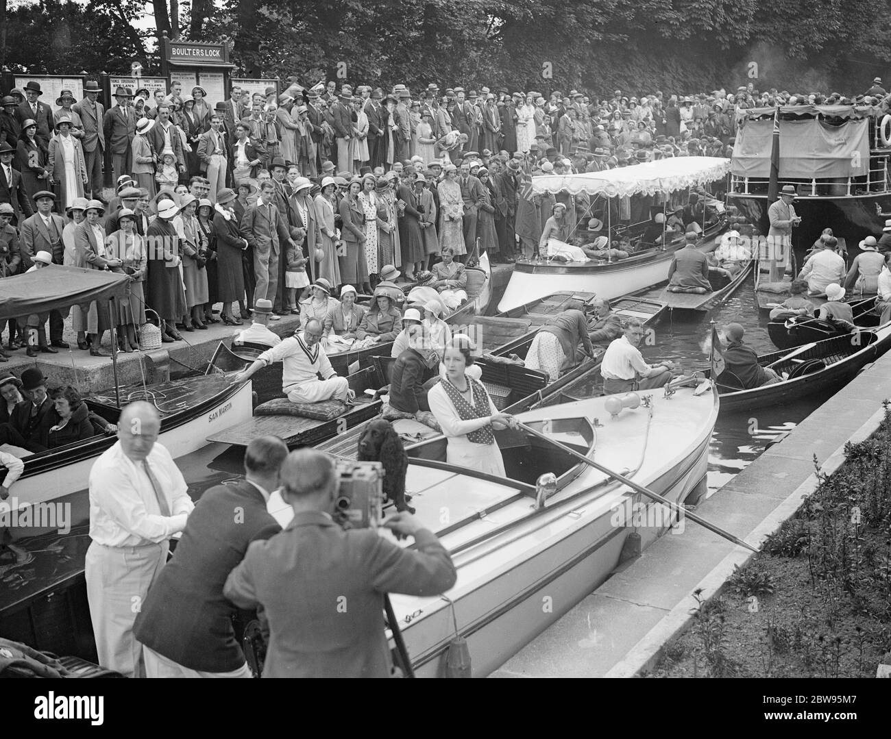 Boulter 's Lock on Ascot Sunday . 19 June 1932 Stock Photo