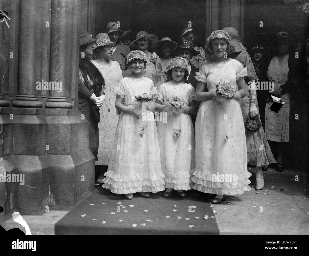 Morning wedding for Miss Craven Skyes . The wedding of Miss Ruth Patricia Craven Sykes to Mr William J P Maxwell Stuart , son of the Hon , Mrs Maxwell Stuart , of Oxford Lodge , Banbury , took place at St James church , Spanish Place , London . The bride and groom leaving the church after the ceremony . 7 July 1932 Stock Photo