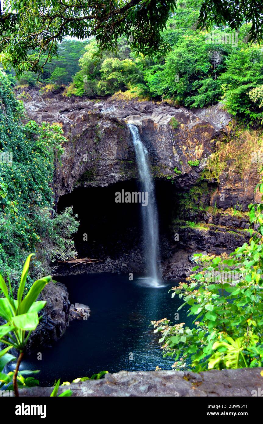 Isolation Waterfall Falling Hi Res Stock Photography And Images Alamy