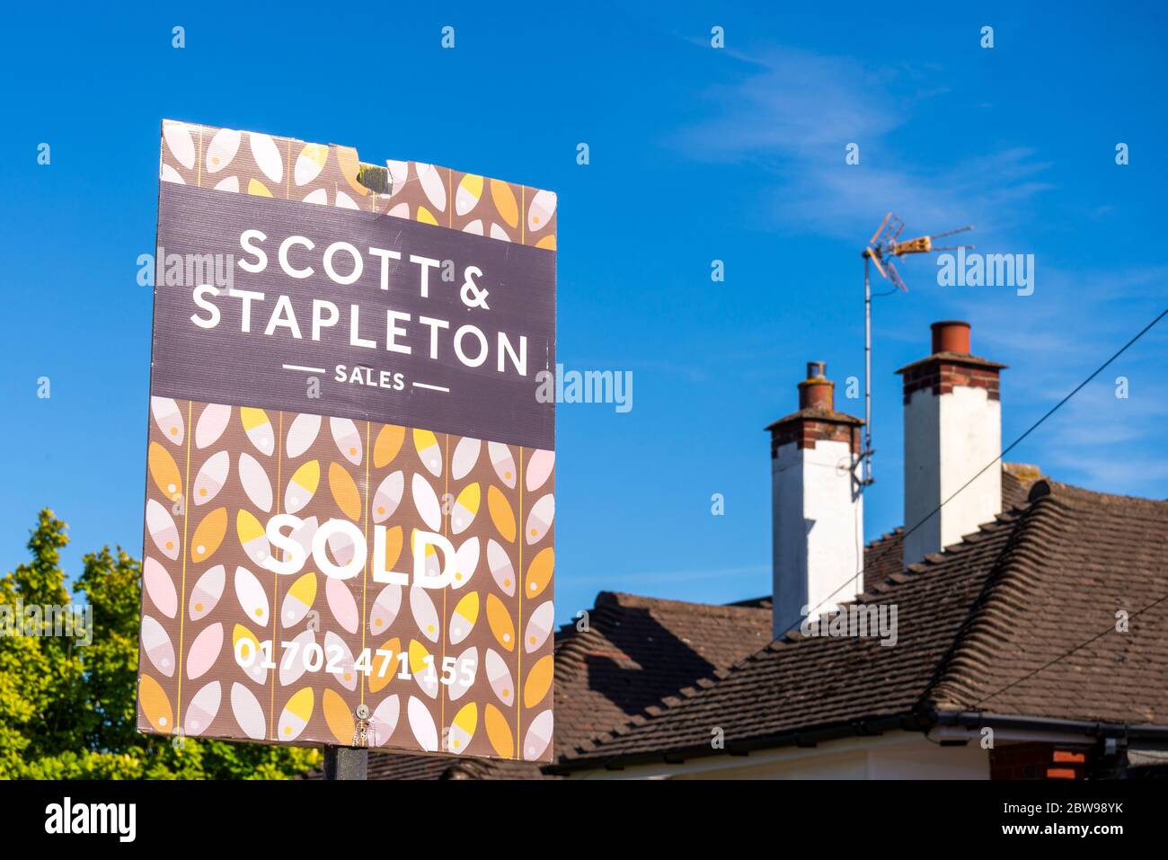 Scott & Stapleton estate agent sold sign outside property in Southend on Sea, Essex, UK. Leigh on Sea based sales and lettings agency. Space for copy Stock Photo