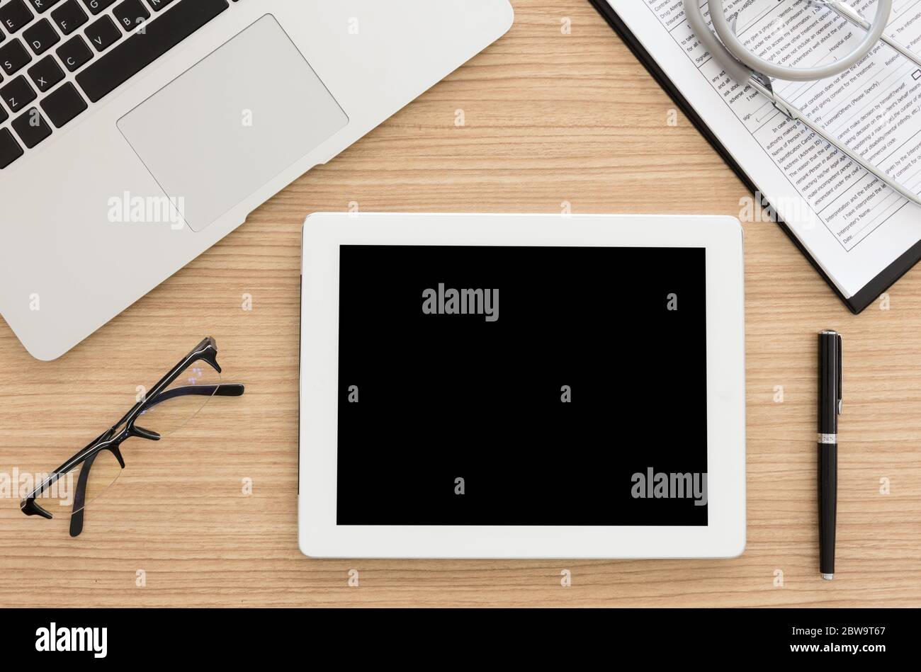 tablet-computer-empty-screen-medical-record-application-form-with