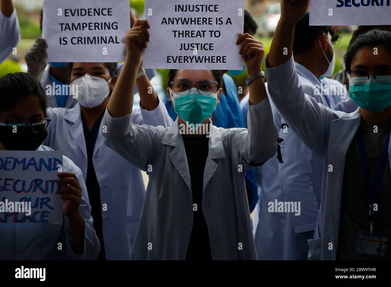 Medical treatment and nepal hi-res stock photography and ...