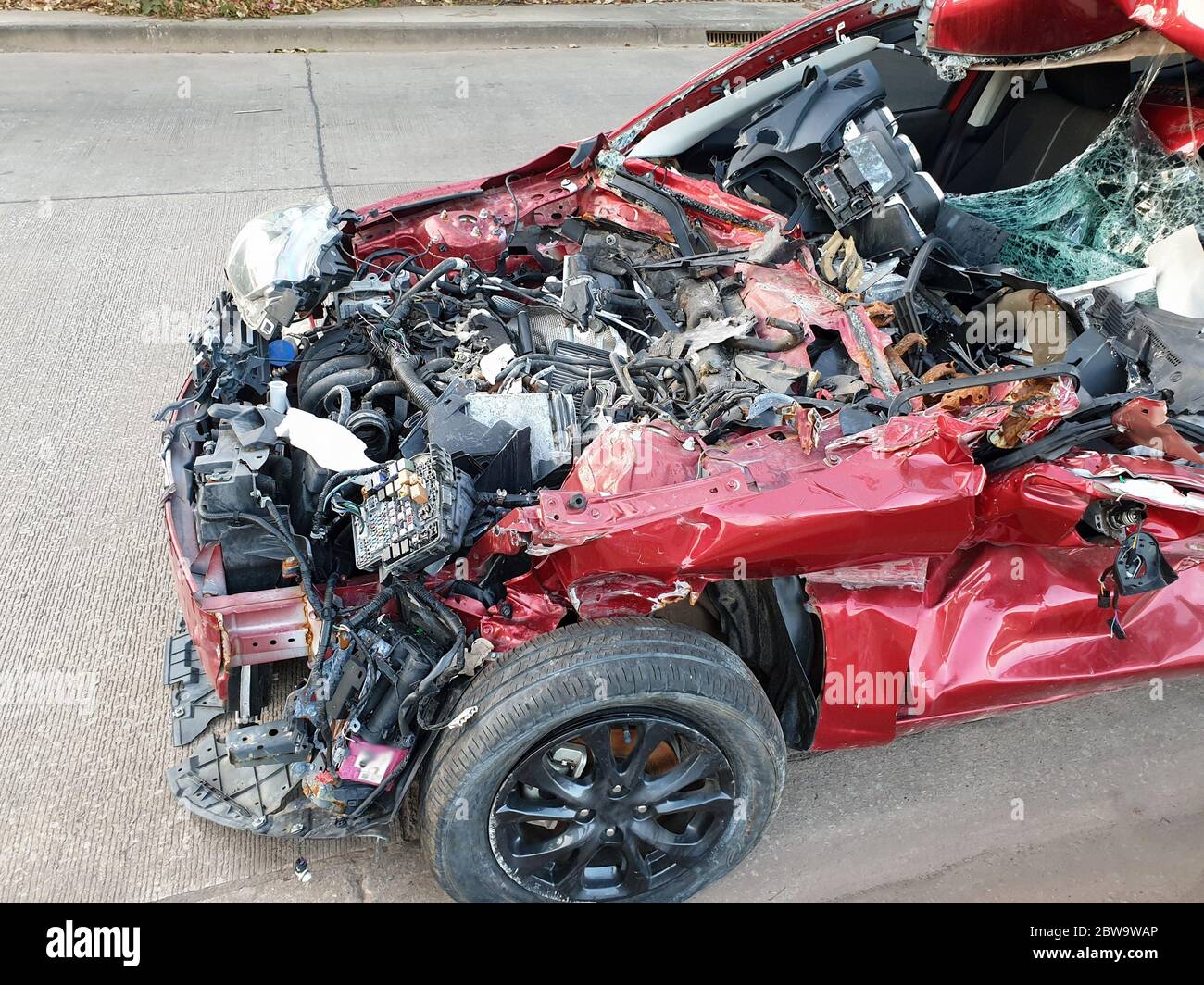Red Car crash background.Red car accident shattered and crumpled Stock Photo Alamy