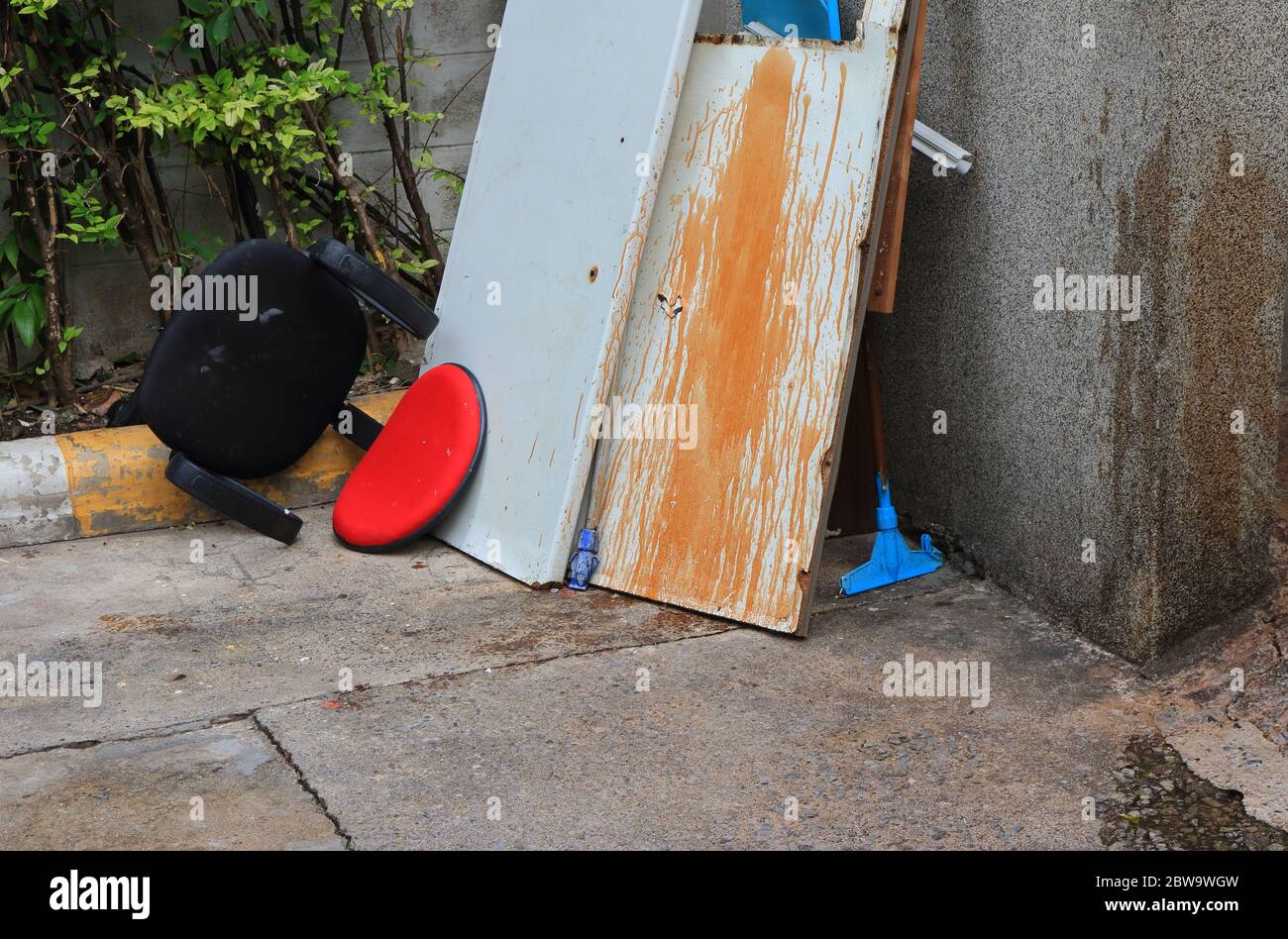 Turned chair hires stock photography and images Alamy